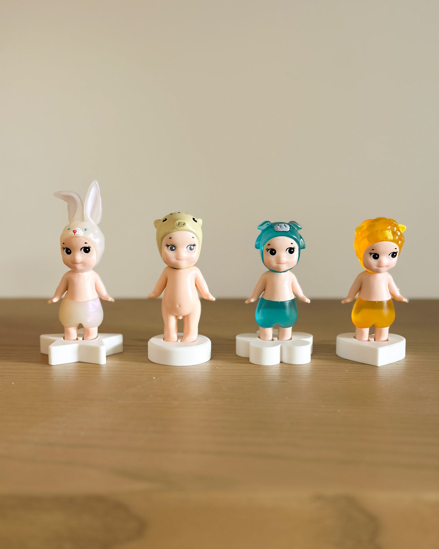 Sonny Angel Figurine Holder | Sonny Angel display stand base | 3D Printed Figurine for shelf and stand